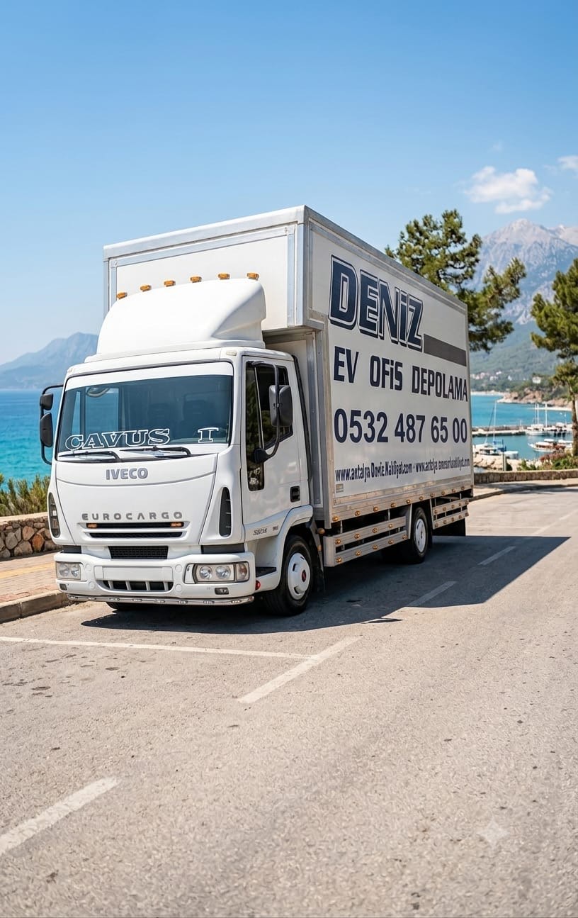 Antalya evden eve taşımacılık kamyonu sahil yolunda